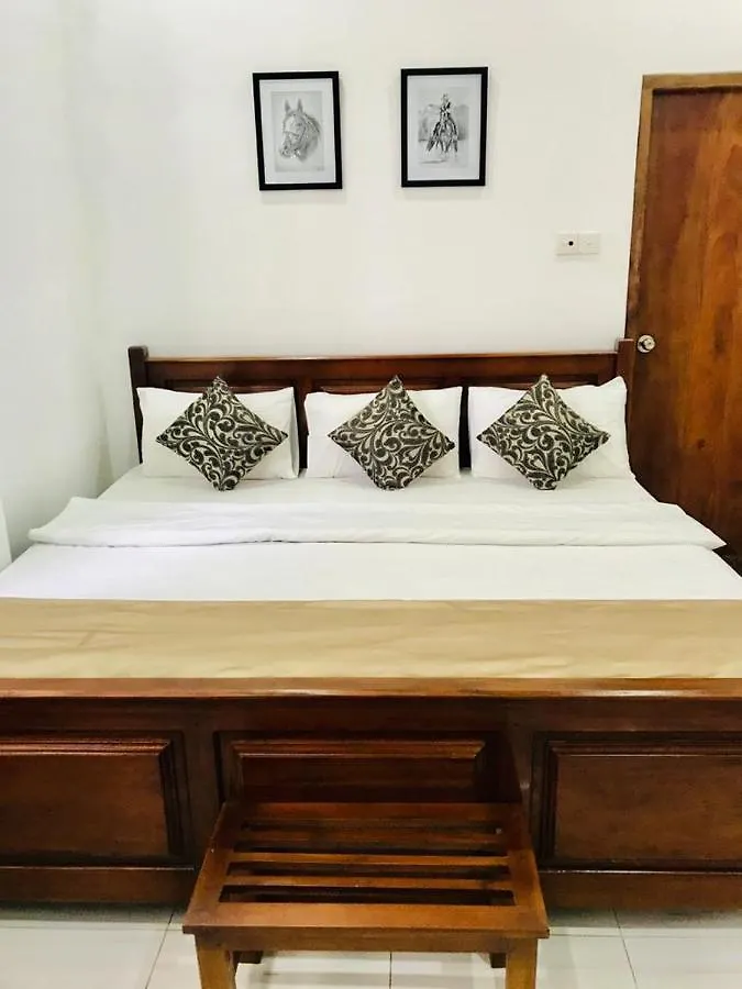 Bed & Breakfast Ivy Bungalow Nuwara Eliya Sri Lanka
